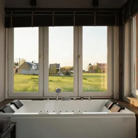 Familial 6 Pers Balneo Proche Pairi Daiza Brugelette