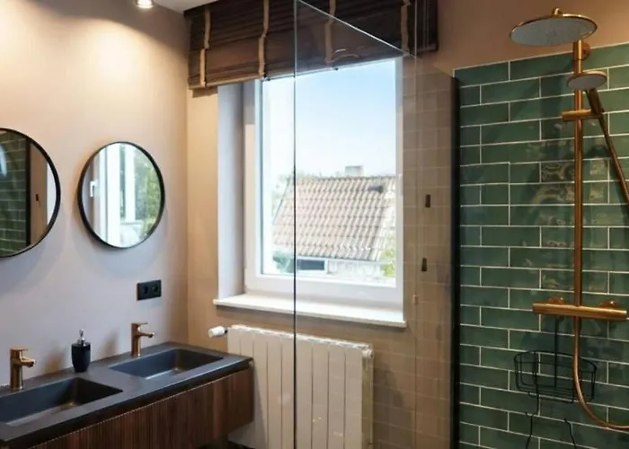 Ferienhaus Familial 6 Pers Balneo Proche Pairi Daiza Brugelette